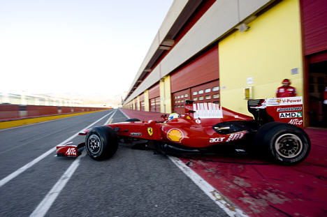 Felipe Massa på vej ud til test